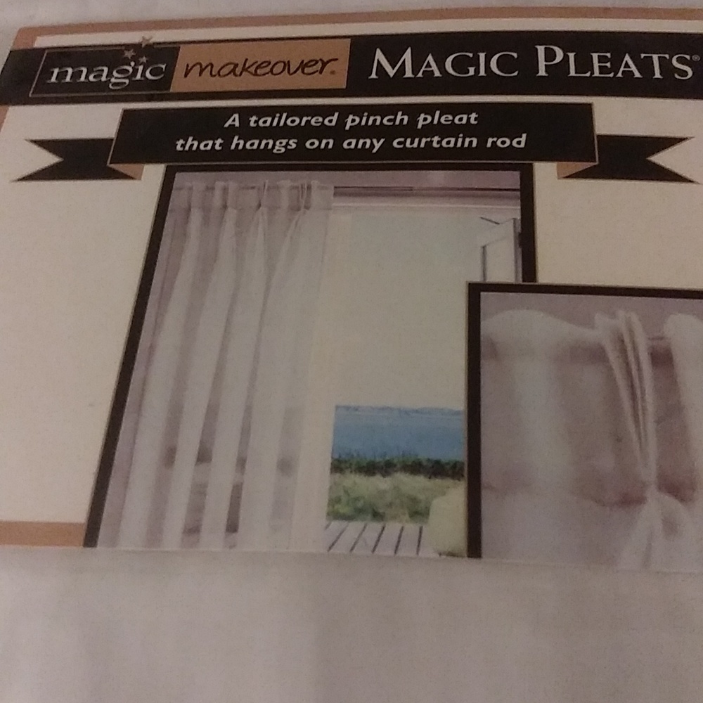 Magic pleats panels